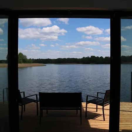 Dom Na Wodzie Сasa de vacaciones *