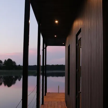 Dom Na Wodzie Σπίτι διακοπών *